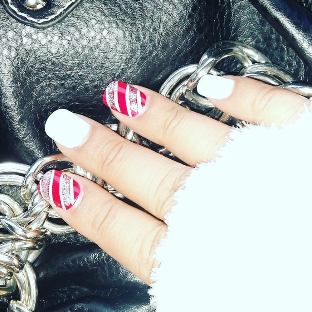 Lee Collection - Picture 4 of 5