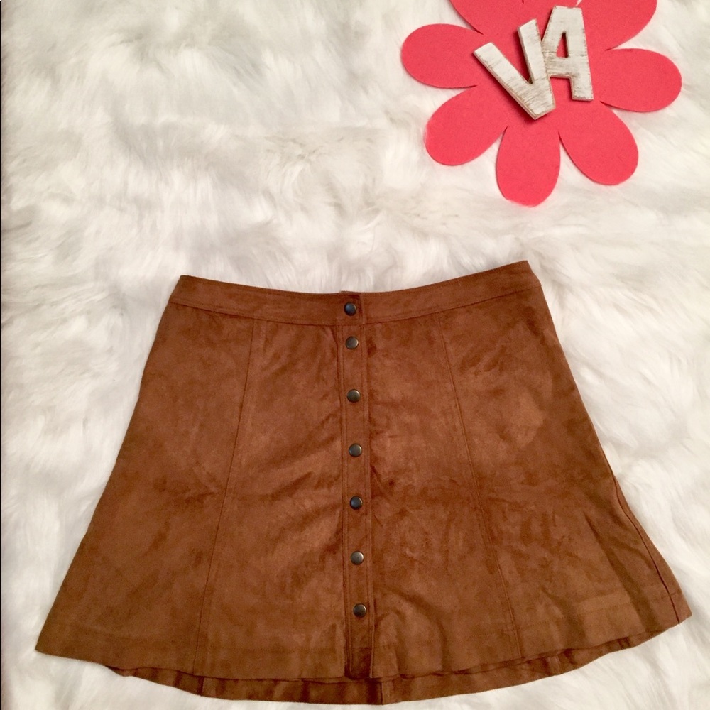 🔥PRICE DROP #2 Suede Beige Skirt