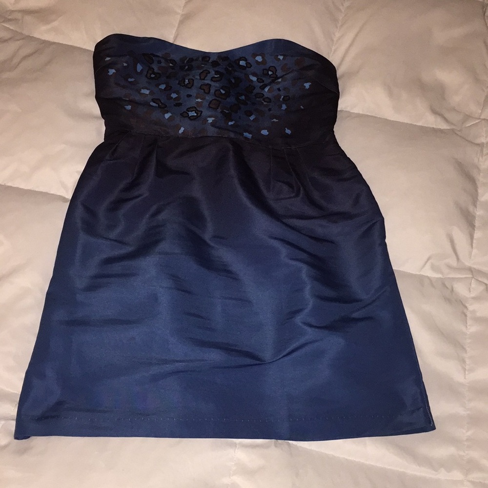 Blue strapless Dress!