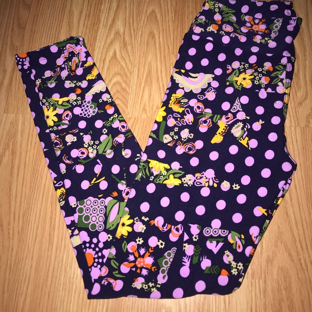 One size LuLaRoe leggings