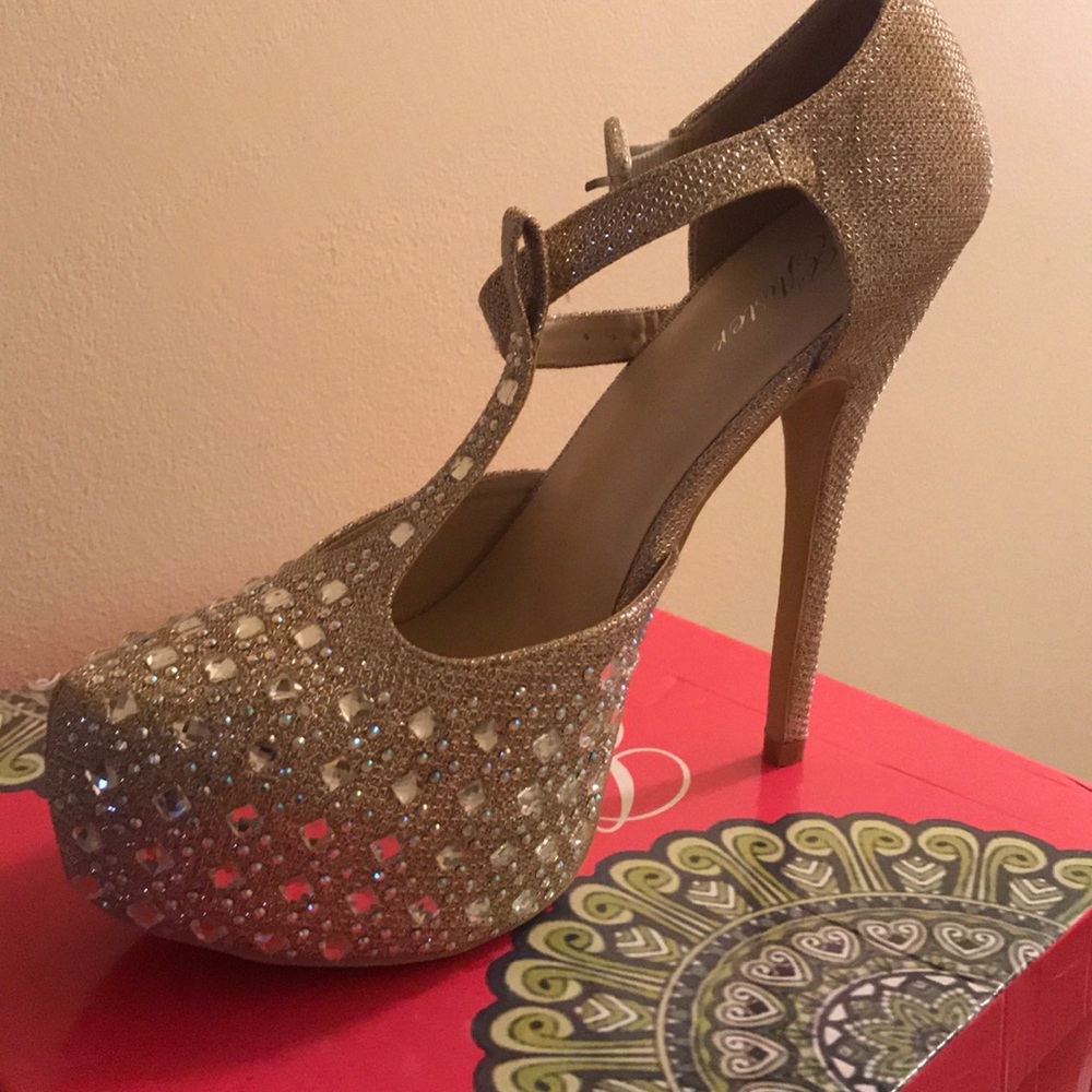 Lola size 10 glitter and gold platform heels