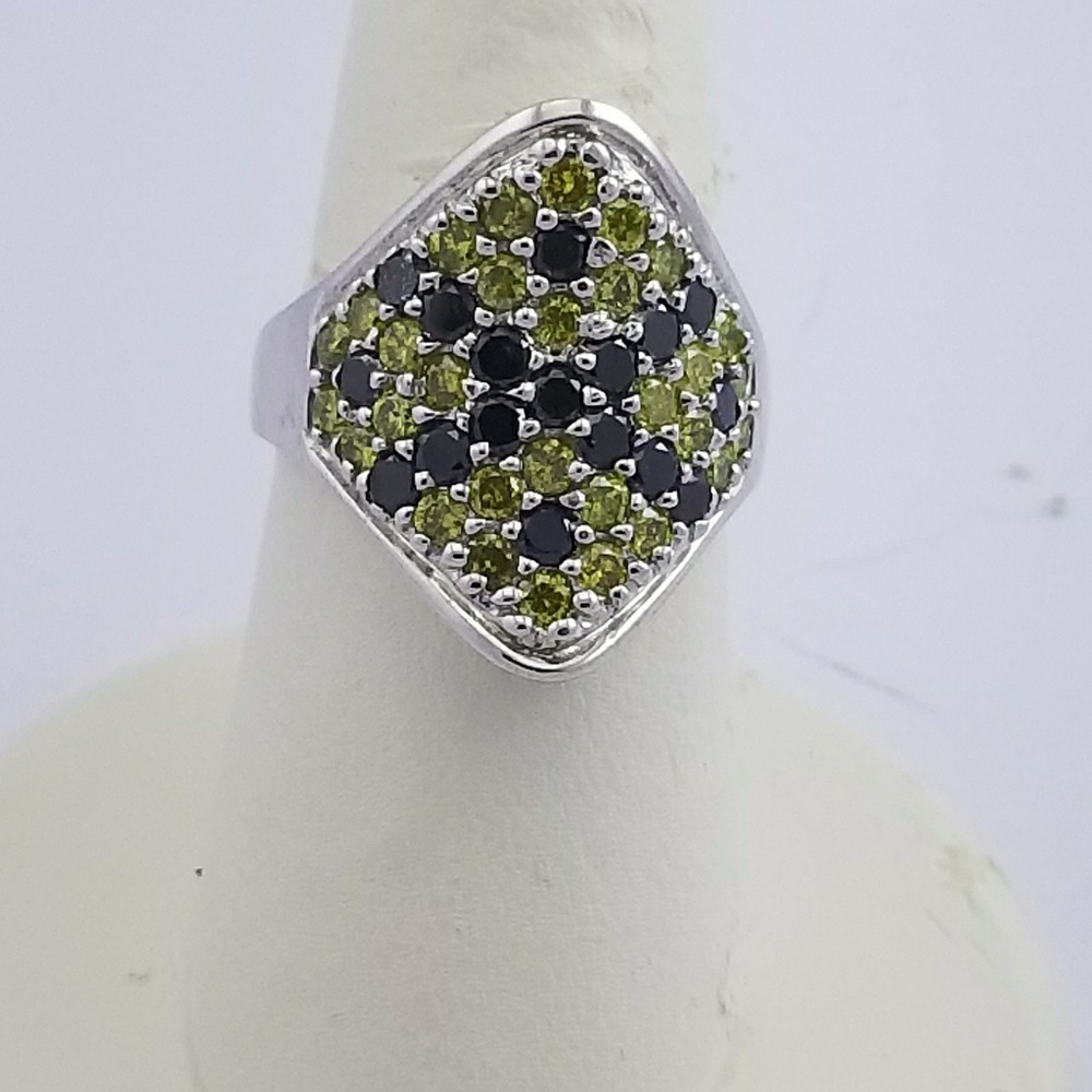 White gold ring