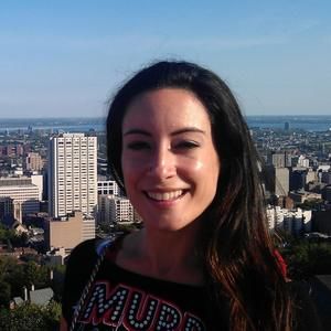 Meet your Posher, Raquel