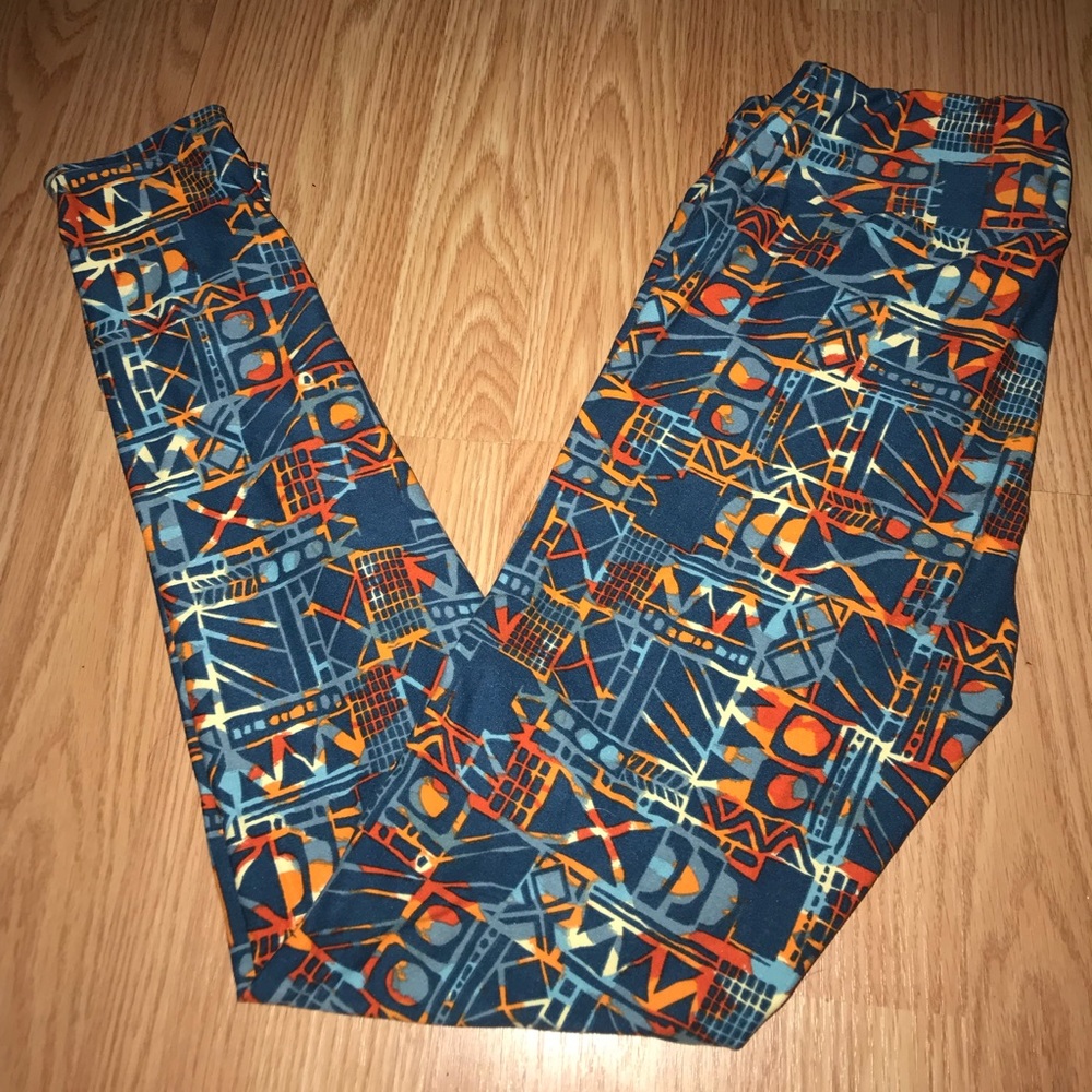 One size LuLaRoe leggings
