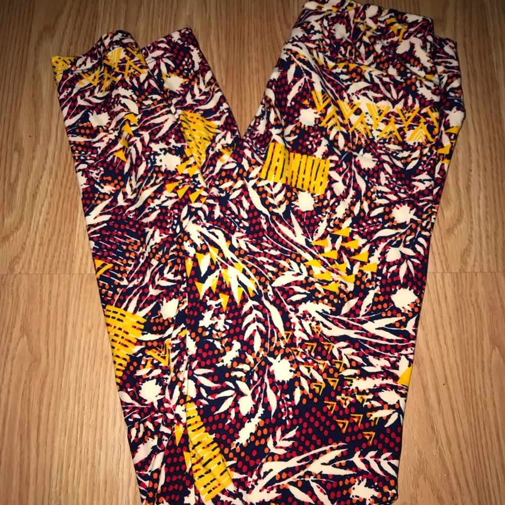 One size LuLaRoe leggings