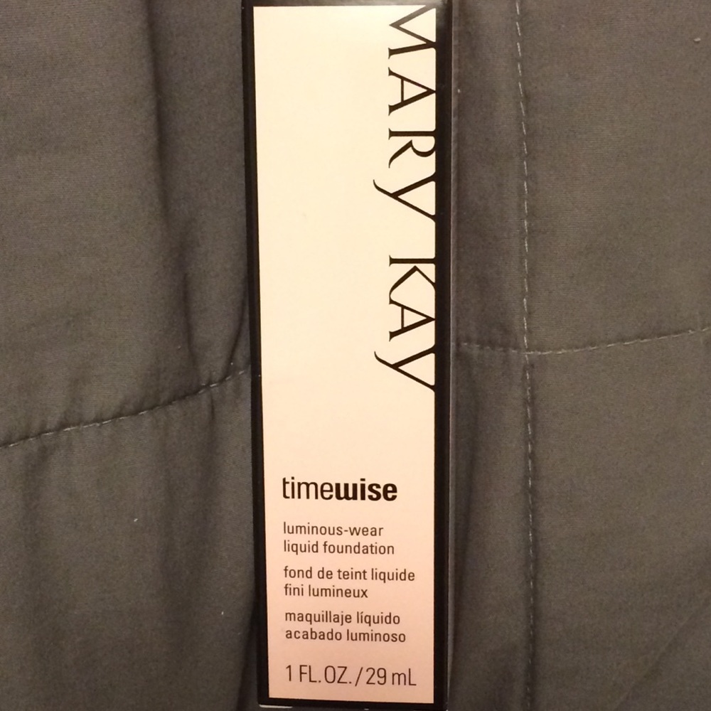 Mary Kay TimeWise liquid foundation