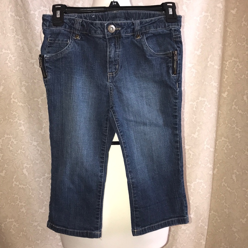 Girls size 12 Capri jeans