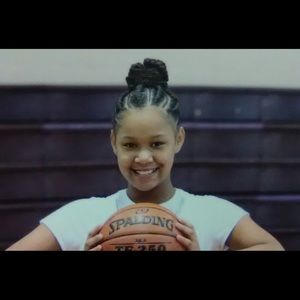 Meet your Posher, Ebony