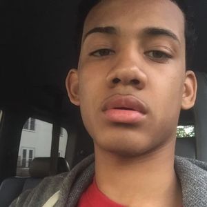 Meet your Posher, Isaiah