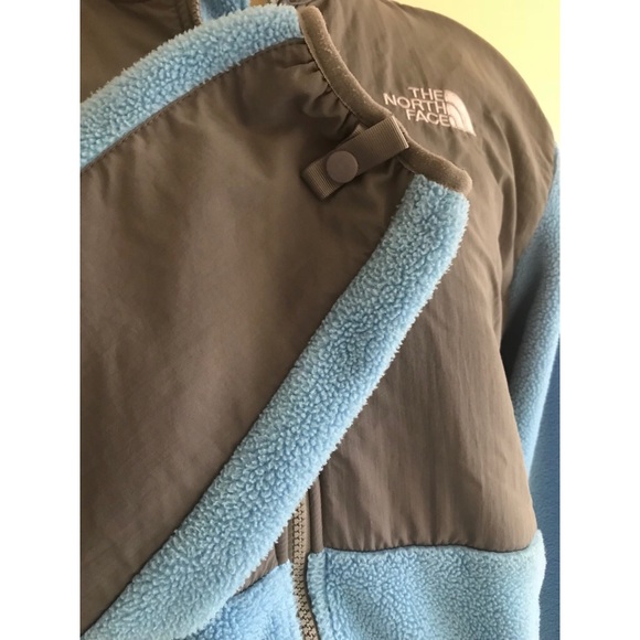 Authentic Girl’s North Face Jacket - Picture 3 of 5
