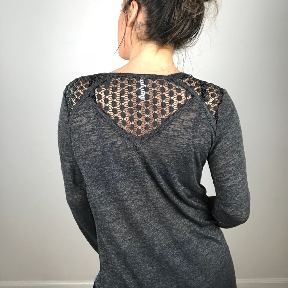 ‼️ Cold shoulder lace cut out top