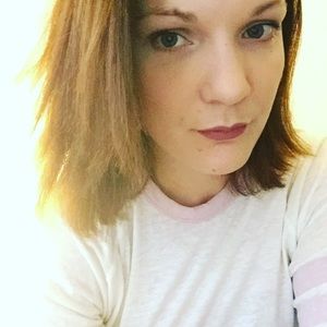 Meet your Posher, Rebecca