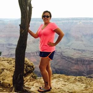 Meet your Posher, Elise