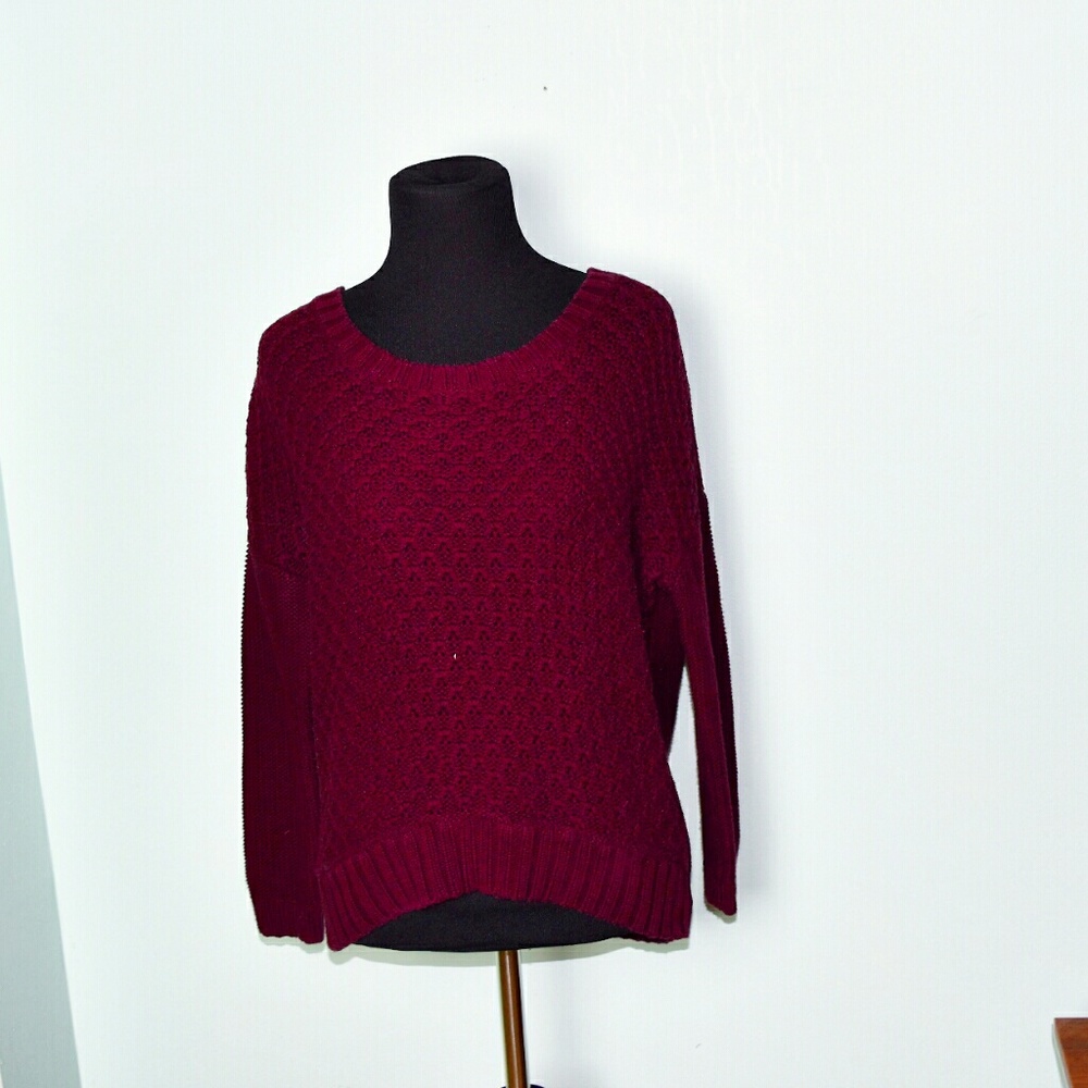 American Eagle Burgundy Knit Sweater - Picture 1 of 2