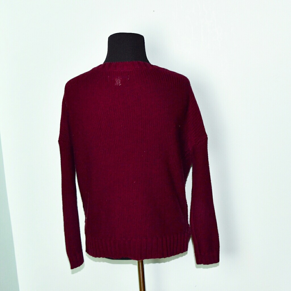 American Eagle Burgundy Knit Sweater - Picture 2 of 2