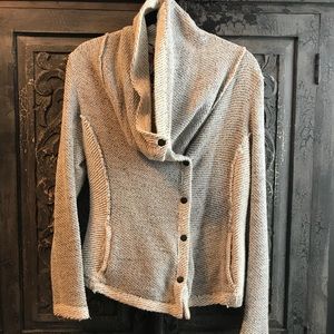 Anthropologie button down sweater size Small