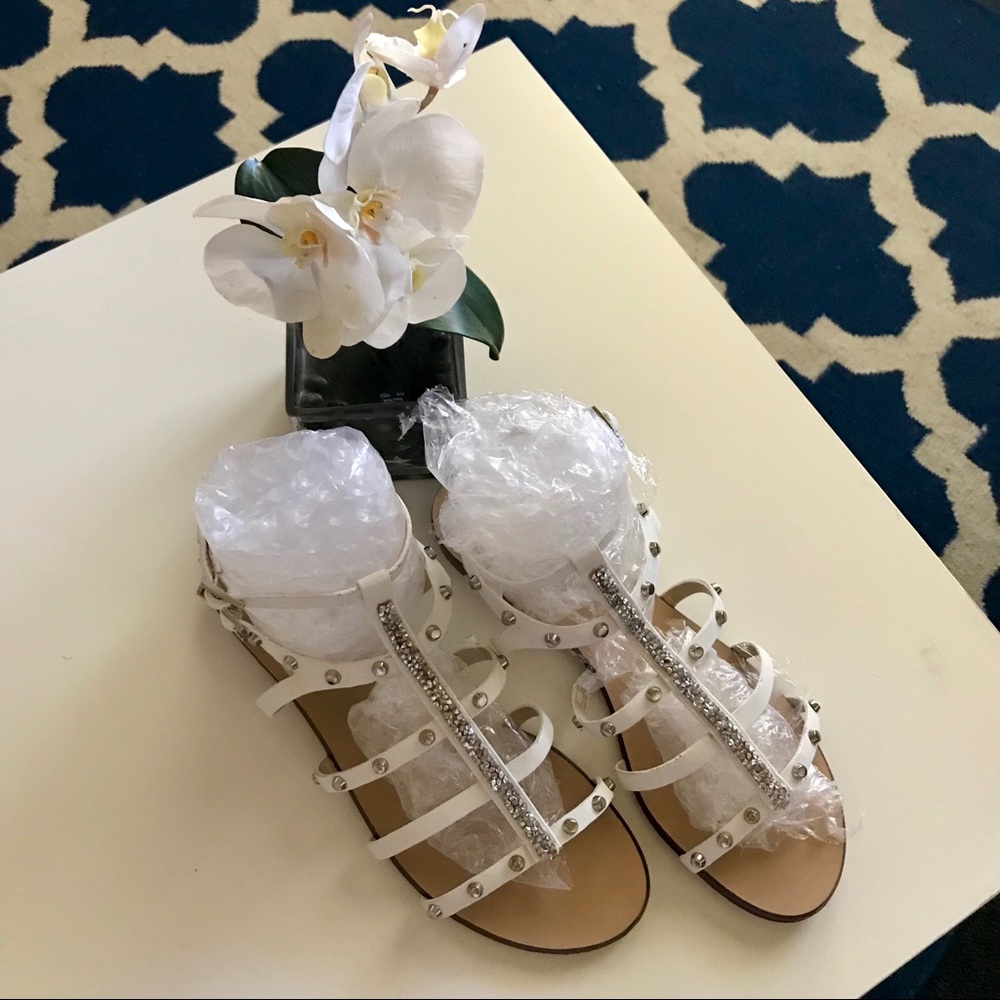 FLASH SALE💓 White Vince Camuto Sparkly Sandals