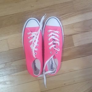 Hot pink converse