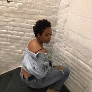 Meet your Posher, Renae