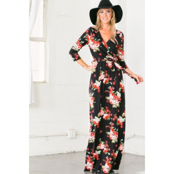 Dresses & Skirts - Black Floral Maxi Dress