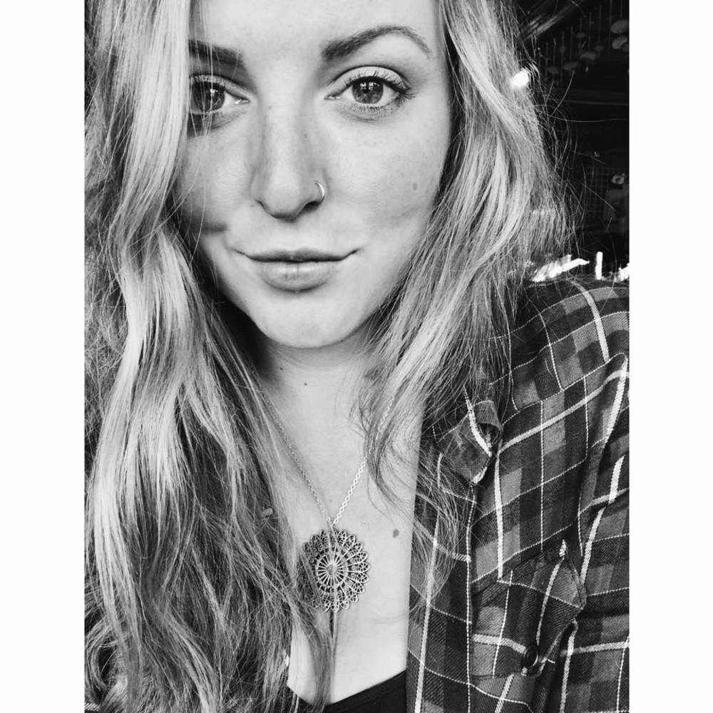 Meet your Posher, Elisabeth