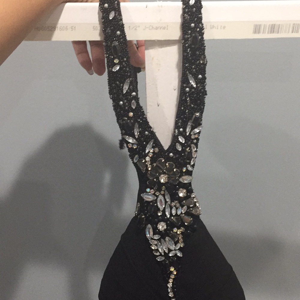 Dress - Picture 2 of 6