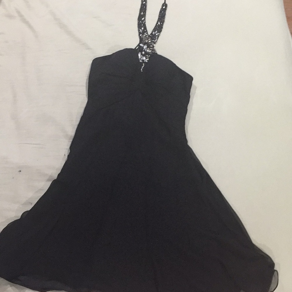 Dress - Picture 5 of 6