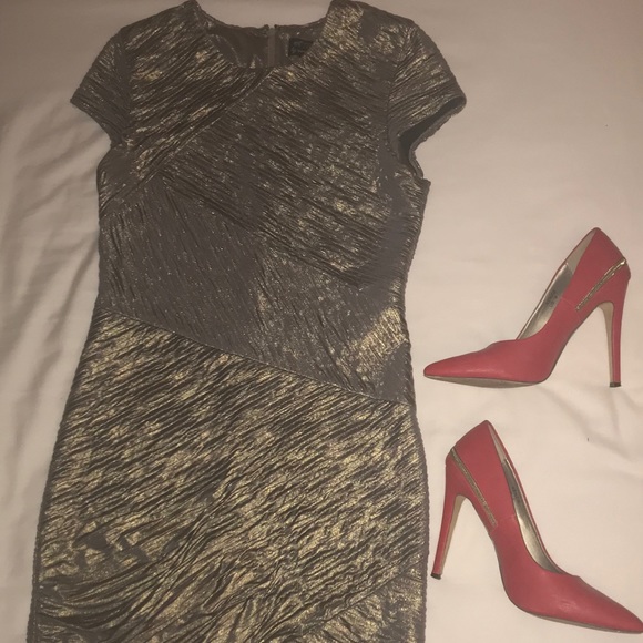 ❣️Red Pumps❣️ - Picture 2 of 5