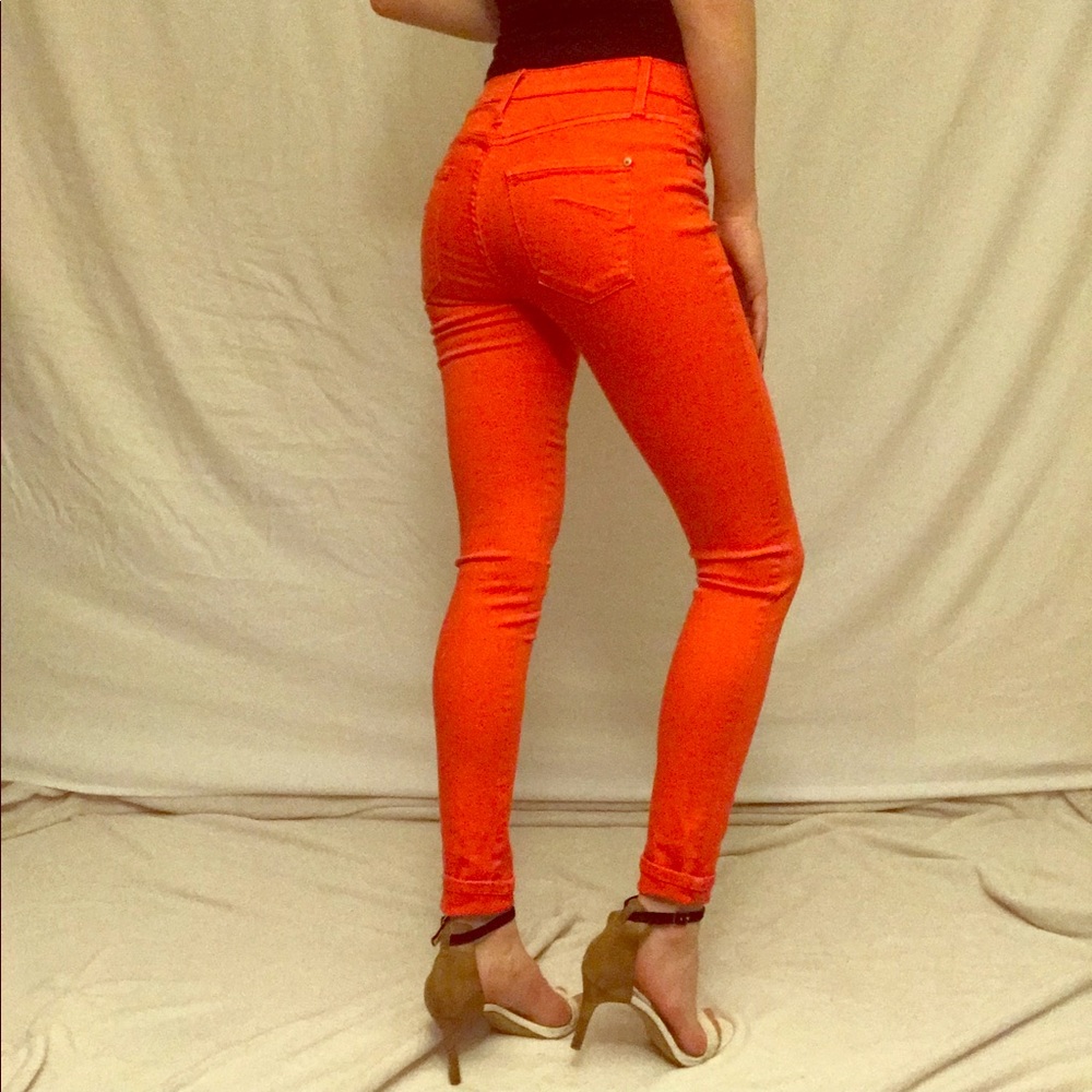 🍷Red Medium Rise Pant🍷