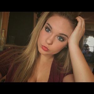 Meet your Posher, Kristina