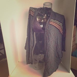 Victoria’s Secret Satin Sleeveless  Kimono 32D Bra