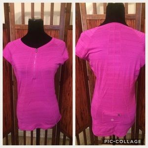 Athleta Quarter Zip Short Sleeve Size Medium NWOT