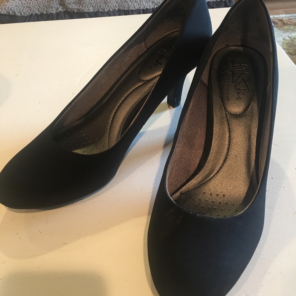 Black Kitten Heel Stilettos!