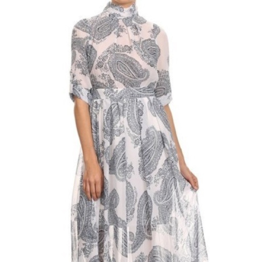 Beautiful Maxi Paisley Dress