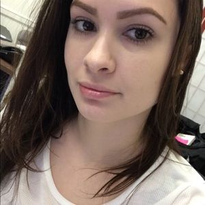 Meet your Posher, Alma paulina