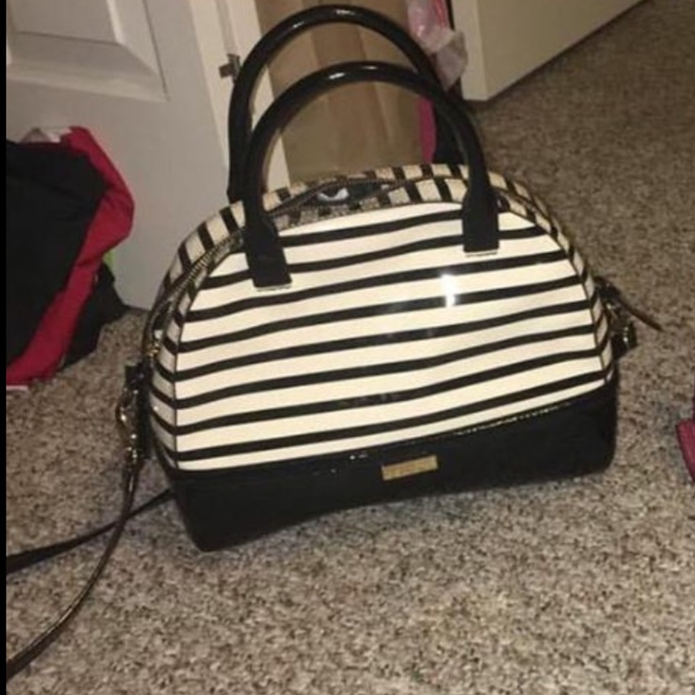 Kate Spade Purse - Picture 1 of 1