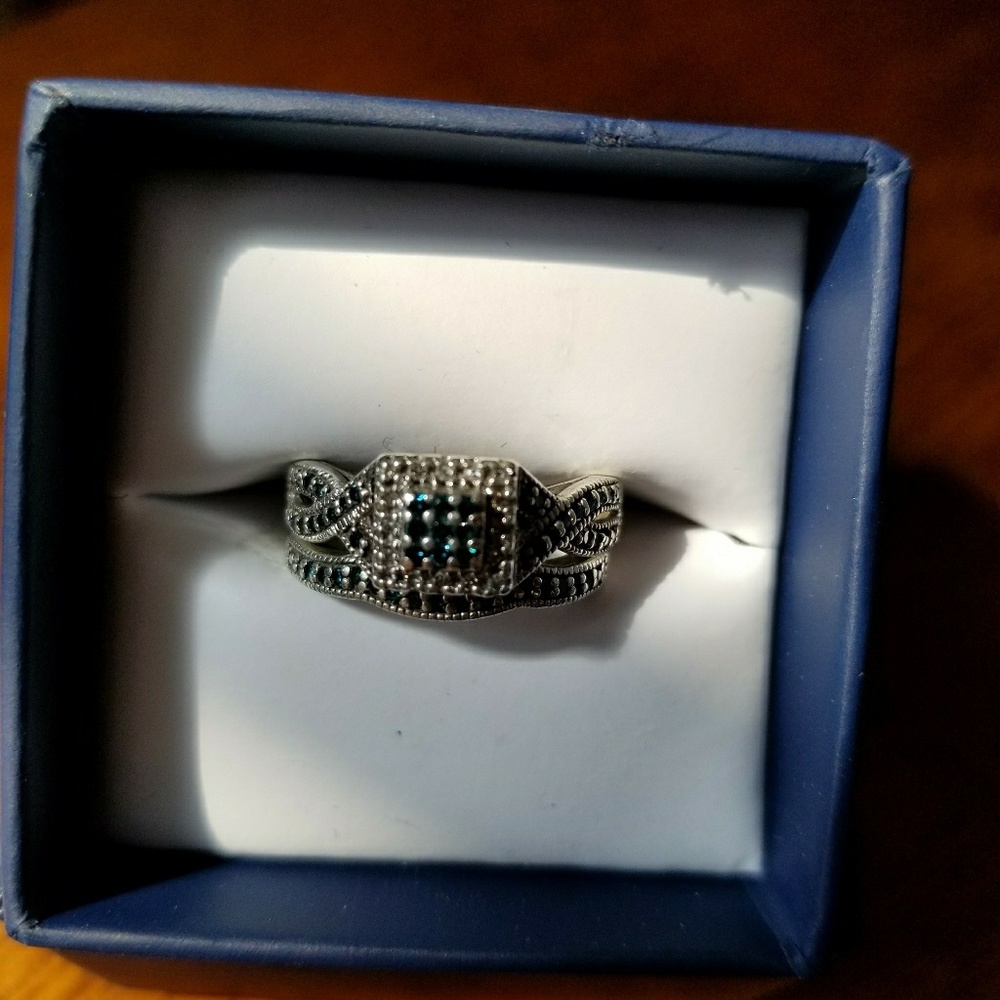 *SOLD*  .925 sterling silver  Wedding set