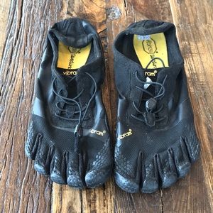 men’s vibram fivefingers shoes