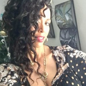 Meet your Posher, Theresa