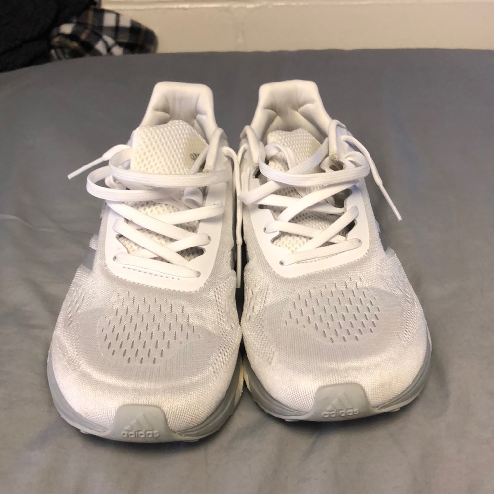 Men’s adidas size 9 women’s 10.5