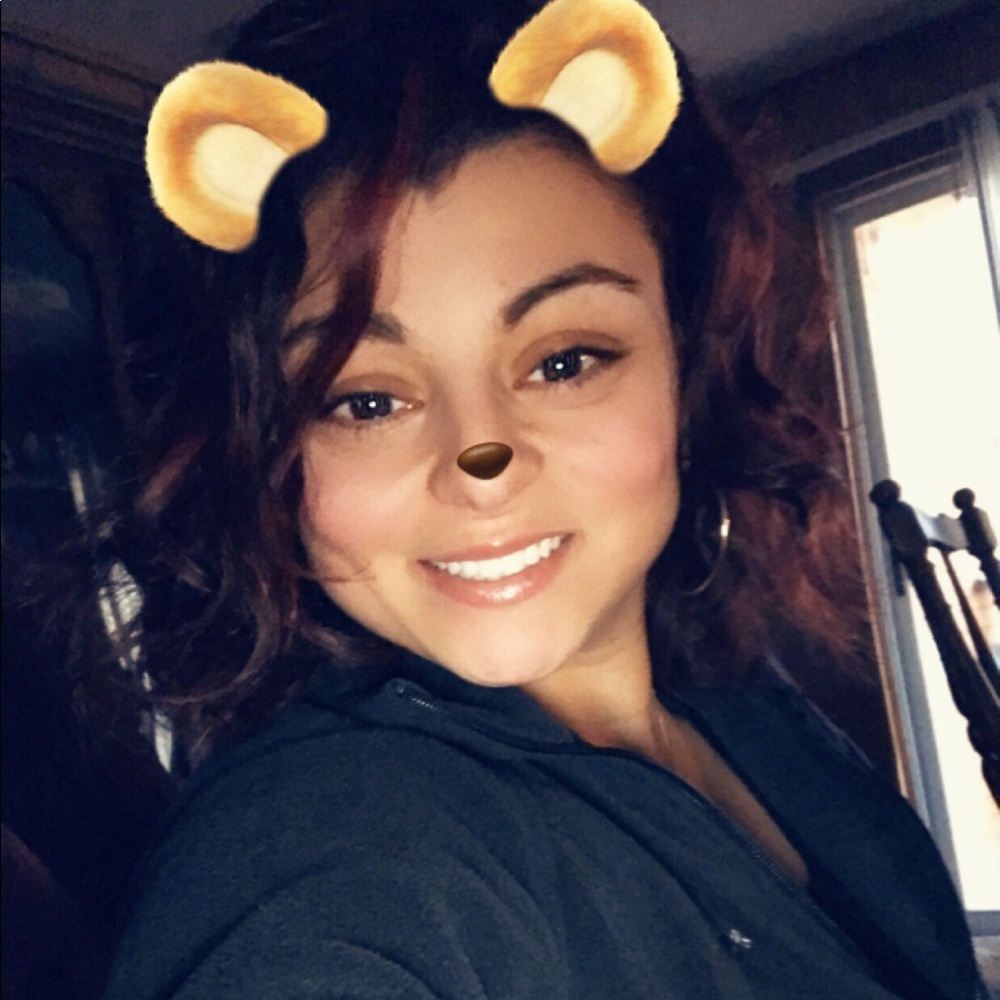 Meet your Posher, Lori