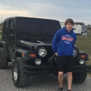 Meet your Posher, Chris