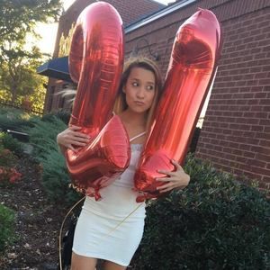 Meet your Posher, Alexandra