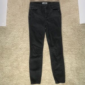Madewell High Riser Skinny in Distress Black Wash