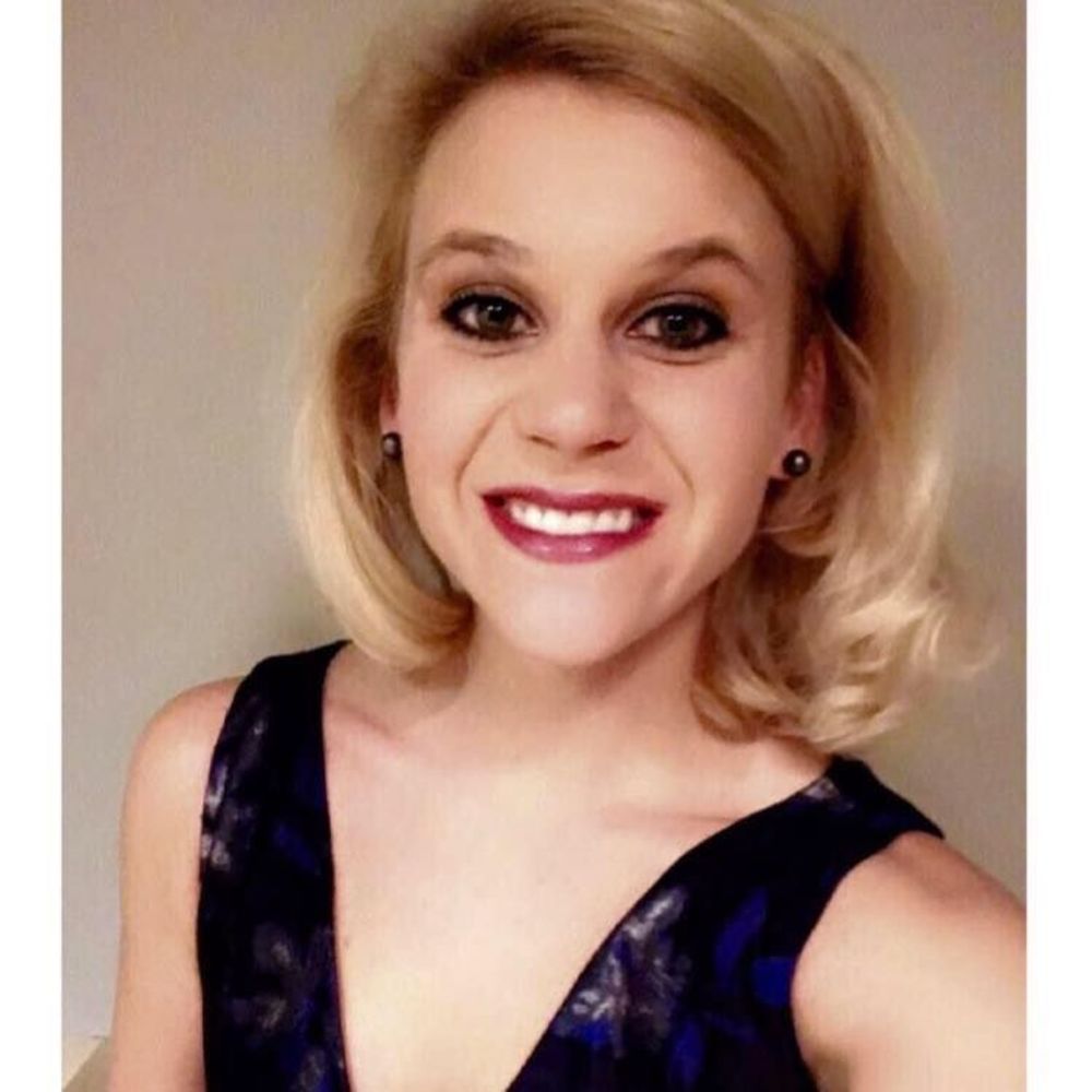 Meet your Posher, Andrea