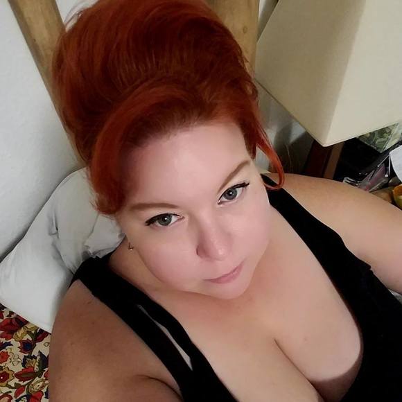 Meet your Posher, Michelle - Picture 1 of 1