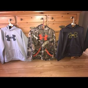 Extra large under armor hoodies. Great condition