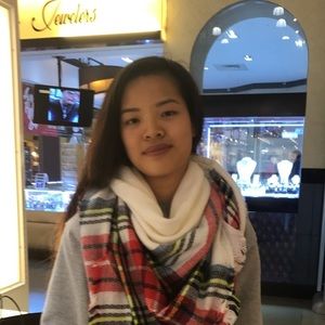 Meet your Posher, Linda