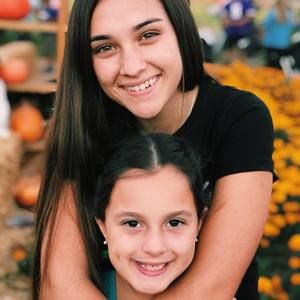 Meet your Posher, Andrea