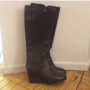 Tory Burch wedged heel boot